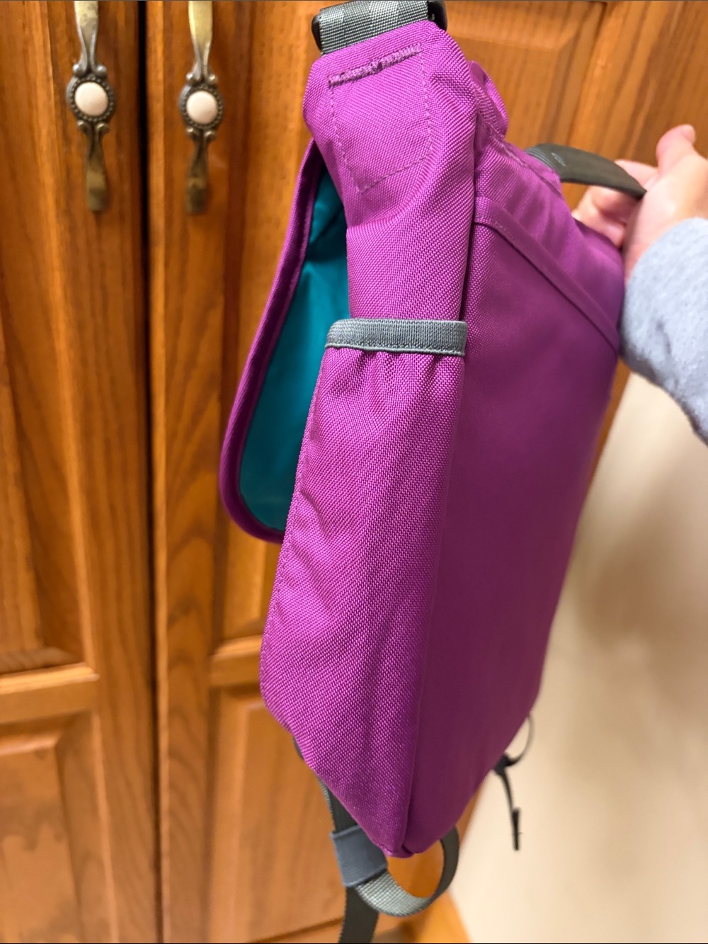 Patagonia Purple Mini Maa Messenger Bag - Picture 4 of 4